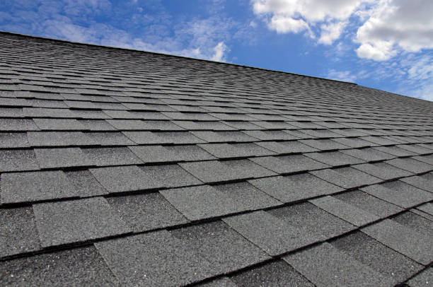 Best Emergency Roof Repair Services  in Montebello, NY